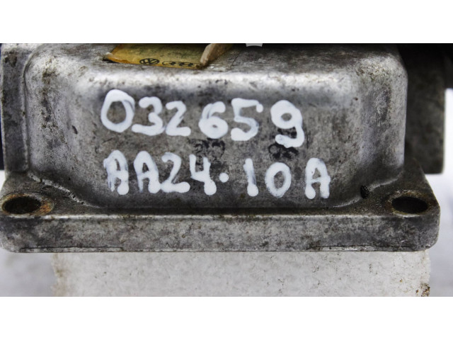 Vstřikovací lišta 0438101005, 0438121011 Volkswagen PASSAT B3