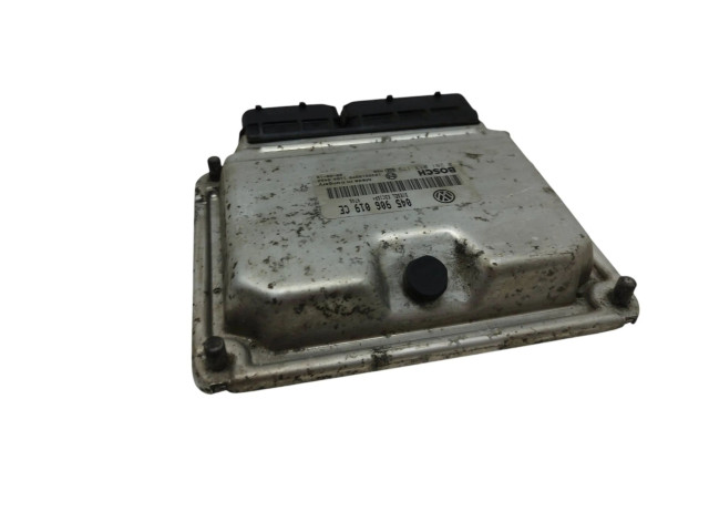 Блок управления двигателя 045906019CE, 0281013179   Skoda Fabia Mk2 (5J)
