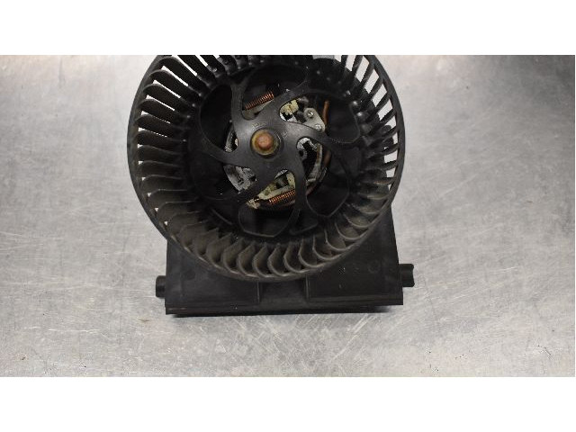 Вентилятор печки Audi A3 S3 8L