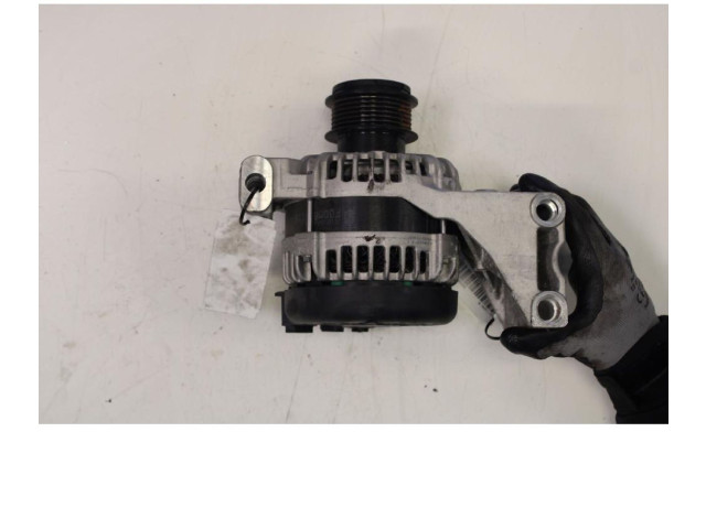 Генератор Volvo XC40