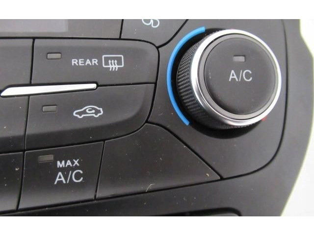 Блок управления климат-контролем    Ford Kuga II