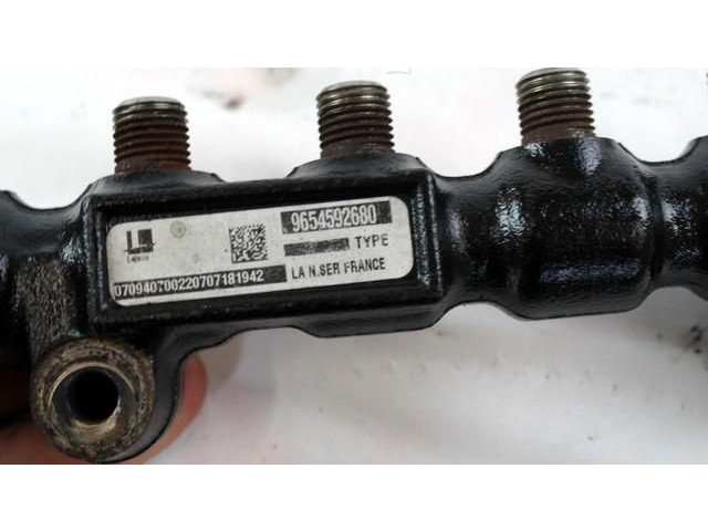 Топливная рампа 9654592680 Citroen C4 I Picasso