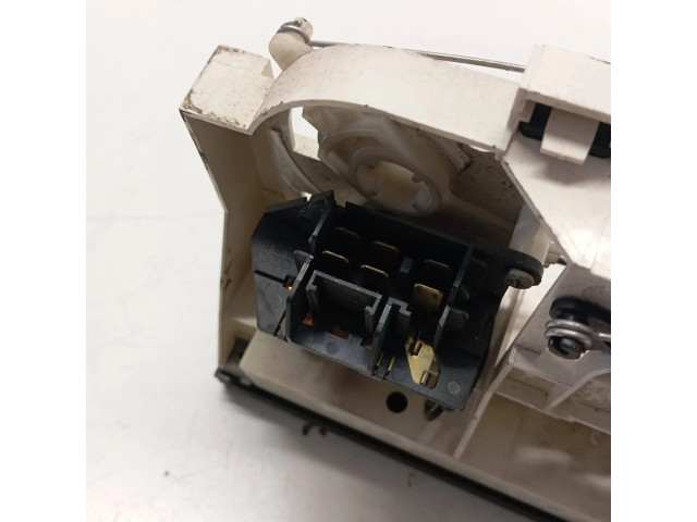 Блок управления климат-контролем    Audi 100 S4 C4