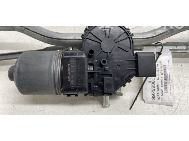 Моторчик дворников 50509396 Alfa Romeo Giulietta