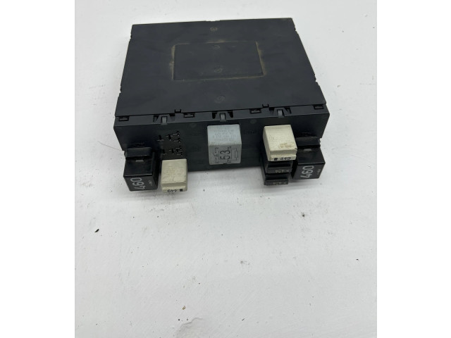 Блок комфорта 3C0937049D Volkswagen Jetta V