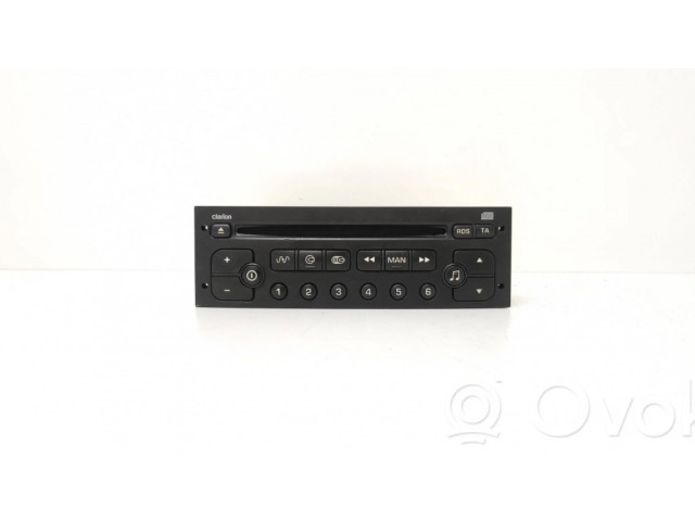 Радио/ проигрыватель CD/DVD / навигация