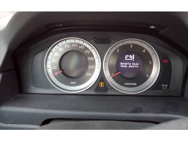 Přístrojová deska Volvo XC70 2012 31343325AA, 36001836