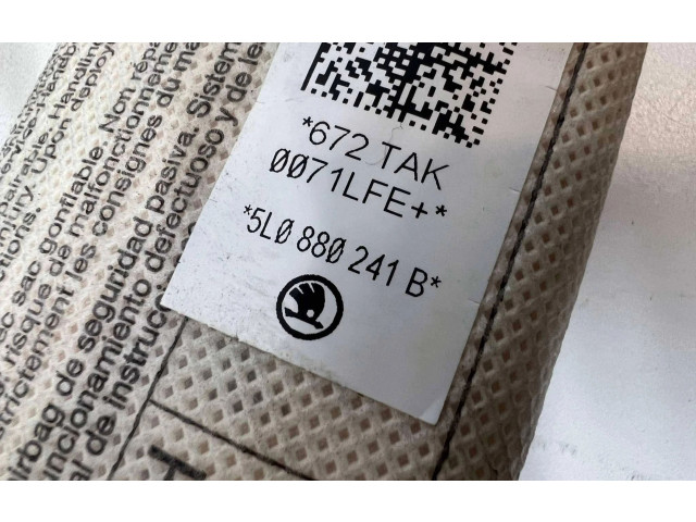 Подушка безопасности в сиденье 5L0880241B Skoda Yeti (5L)