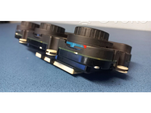 Блок управления климат-контролем 1K0907044BA   Volkswagen Jetta V