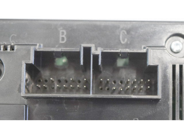 Включатель регулировки салона