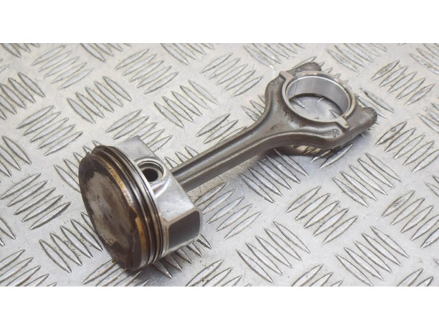 Píst 04E198401P, 04C107065AE Volkswagen Polo V 6R pro benzínový motor 1.0 CHYB