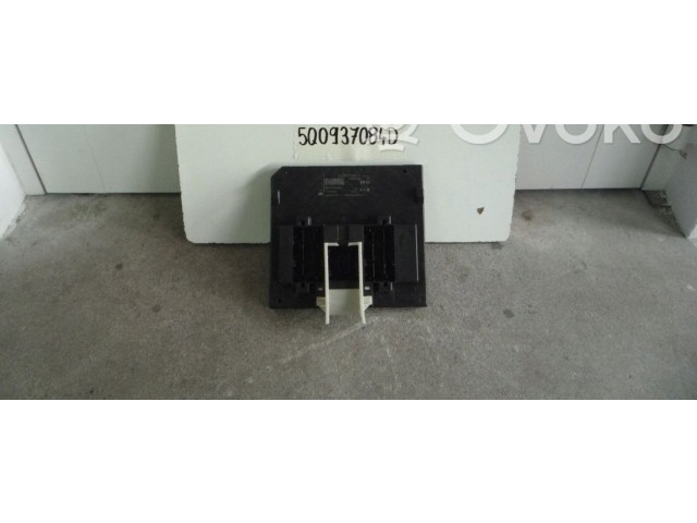 Модуль кузова 5Q0937084D, 5Q0937084D Skoda Karoq