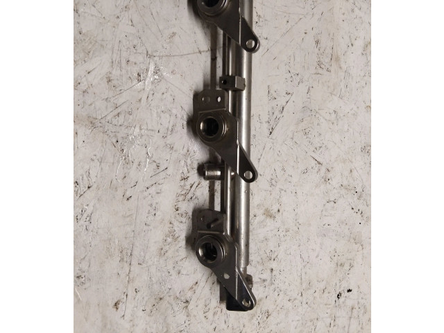 Vstřikovací lišta A2760780245 Mercedes-Benz ML W166 276