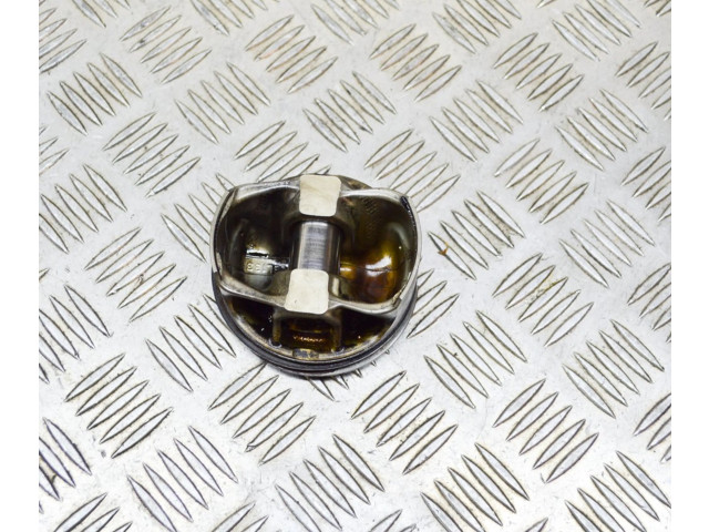 Поршень M 156 B 318342 Maserati Ghibli для бензинового двигателя 3.0