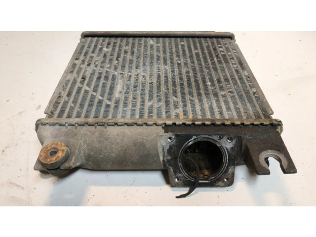 Интеркулер     Toyota Hiace (H200) 2.5