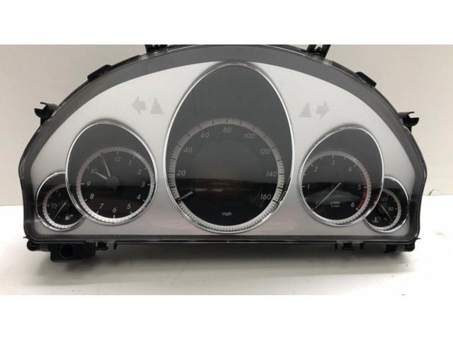 Přístrojová deska Mercedes-Benz E W212 2010 A2129005104, A2C53257171