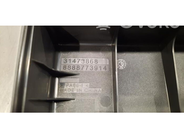 Блок предохранителей 31473868 Volvo XC40