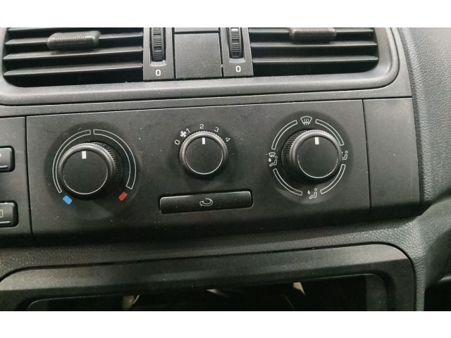 Блок управления климат-контролем 5J08190459B9 Skoda Fabia Mk2 (5J)
