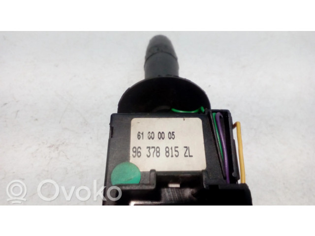 Ручка поворотов/ фонарей