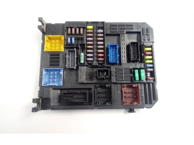 Блок предохранителей 9830790580, 9830790580   Peugeot Expert    