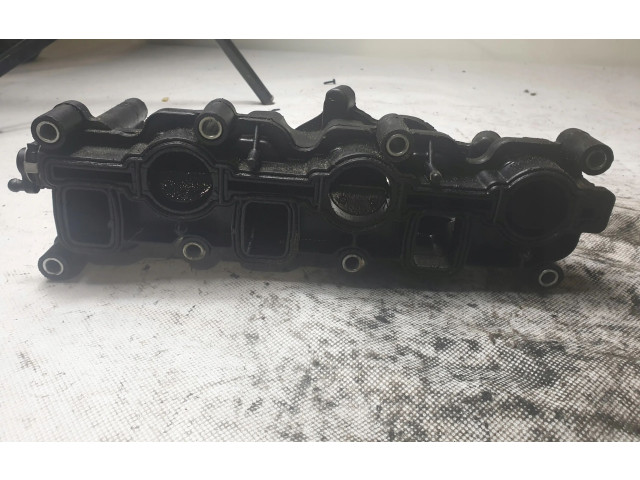 Всасывающий коллектор 059129712CA   Audi A5 8T 8F  