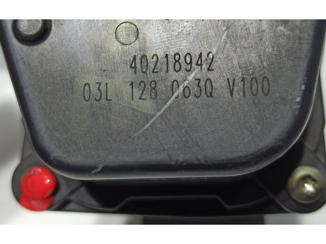 Vstřikovač 03L128063Q, 03L128063AD Audi A1 CAYB