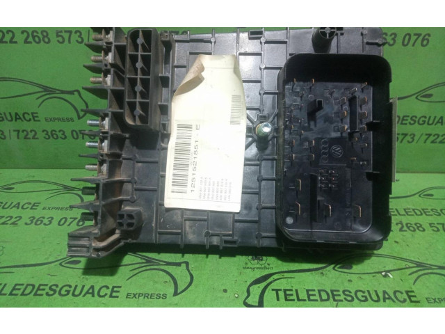   Pojistková skříňka 3C0937125A   Volkswagen Tiguan 2013