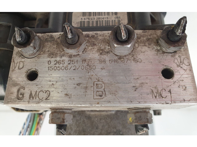 Блок АБС 1440188780, 9661878180   Peugeot  Expert  2007 - 2016 года