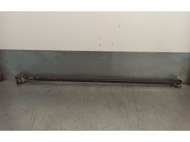 Ось рулевого колеса 4560105000 SsangYong Korando