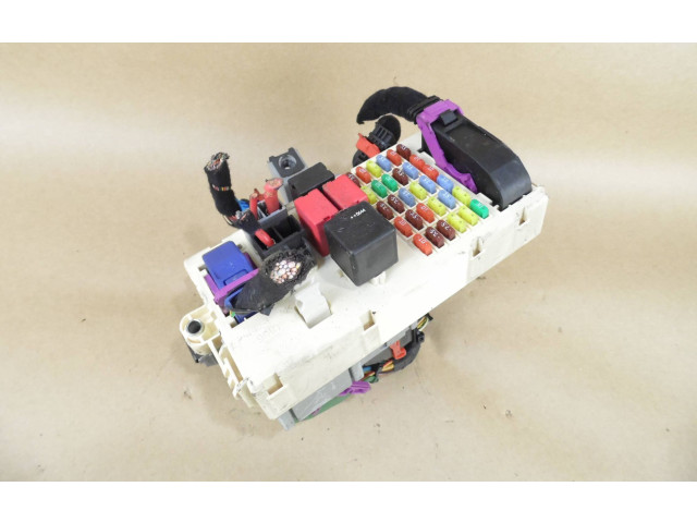 Блок предохранителей C105 Alfa Romeo GT