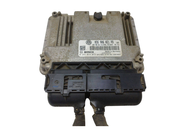 Řídící jednotka 03G906021PD, 03G906021CG Volkswagen Caddy 2010