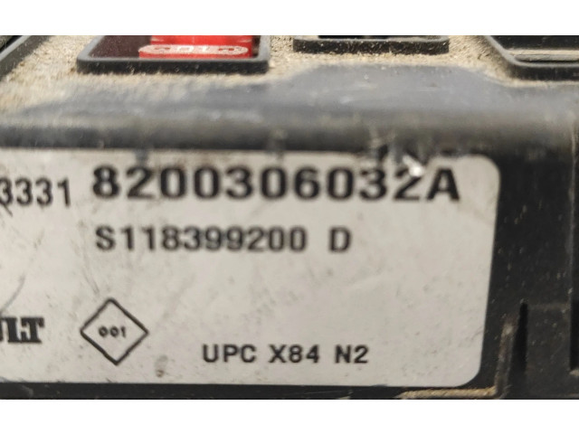 Модуль управления BSM 8200306032A, UPCX84N2 Renault Scenic RX