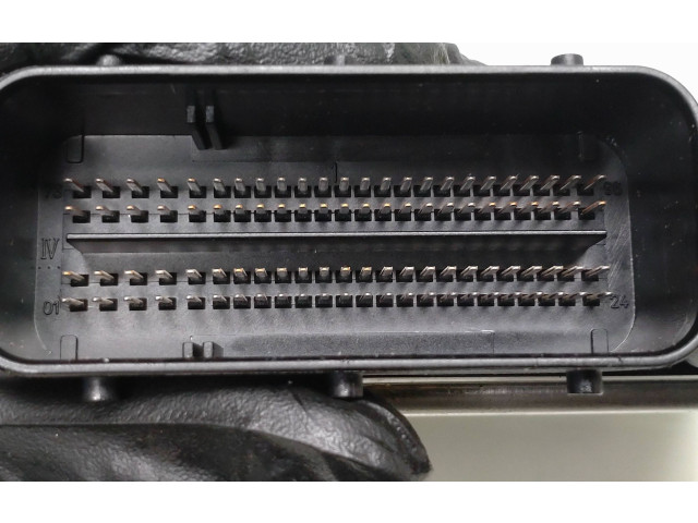 Řídící jednotka 7811898, 0281012190 BMW 5 E60 E61 2004