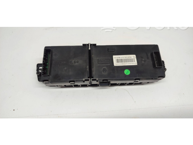 Блок управления климат-контролем 275102769R, E1067995   Renault Scenic III   Grand scenic III