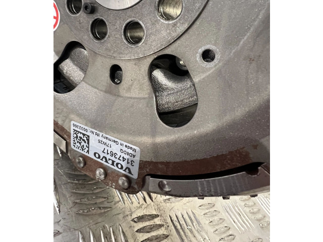 Генератор 31473617 Volvo XC90