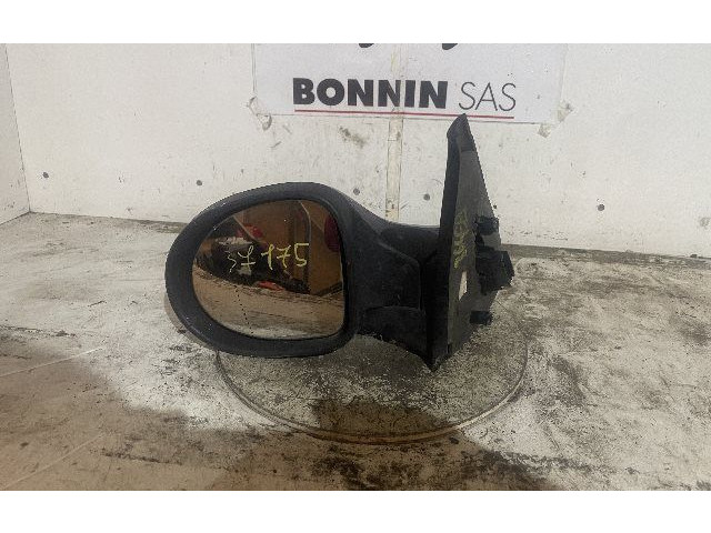 Зеркало (механическое) Renault Clio II 1998 - 2001 года