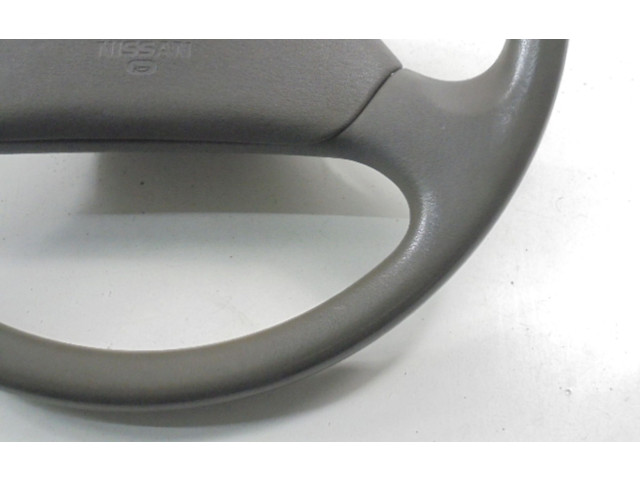 Volant Nissan Micra 1991