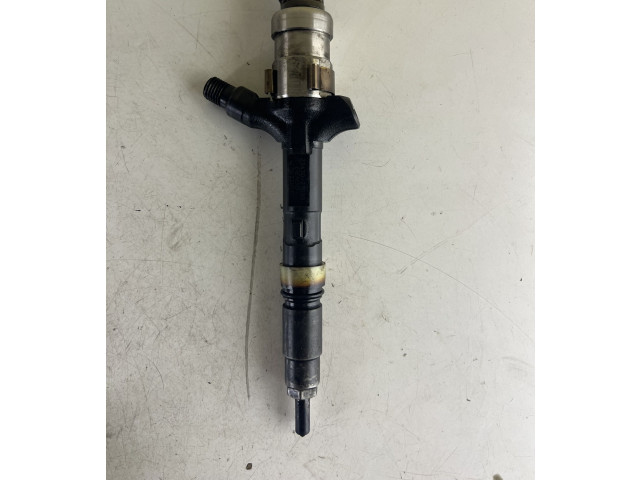 Vstřikovač 2367027030, 236702703 Toyota RAV 4 (XA20)