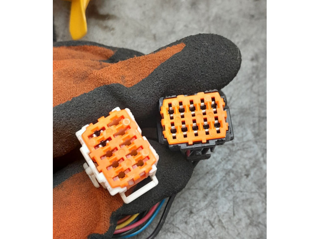 Зеркало электрическое Citroen C4 I 2004 - 2010 года