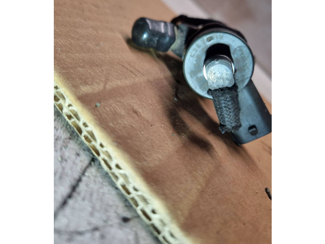 Форсунка 0445110078    Volvo V70   