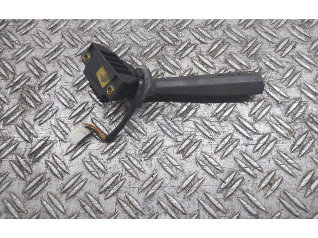 Ручка стеклоочистителей    Volvo V70