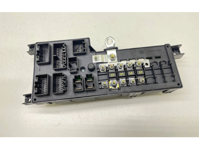 Блок предохранителей 8678449, 518788104 Volvo S80