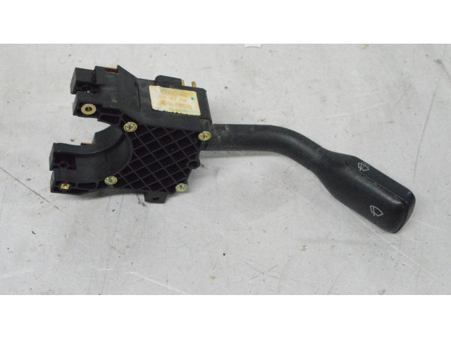 Ручка стеклоочистителей    Audi A6 S6 C4 4A