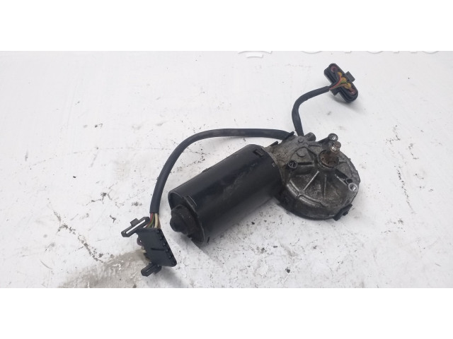 Двигатель стеклоочистителей