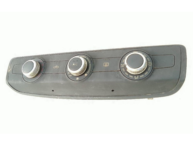 Блок управления климат-контролем 83A820047   Audi A1