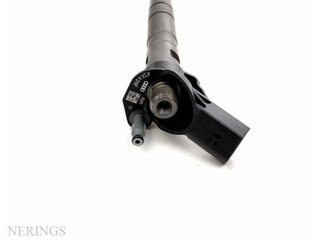 Vstřikovač 0445117039, A-0445117038 Audi A8 S8 D4 4H