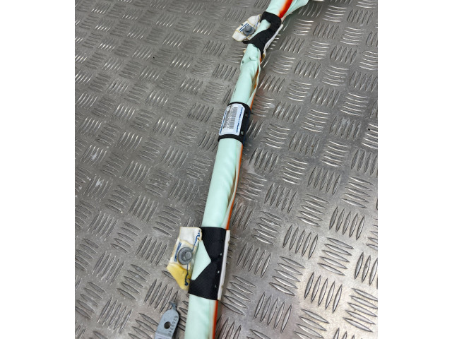 Боковая подушка безопасности P68100766AD, P624986000NN017 Jeep Cherokee