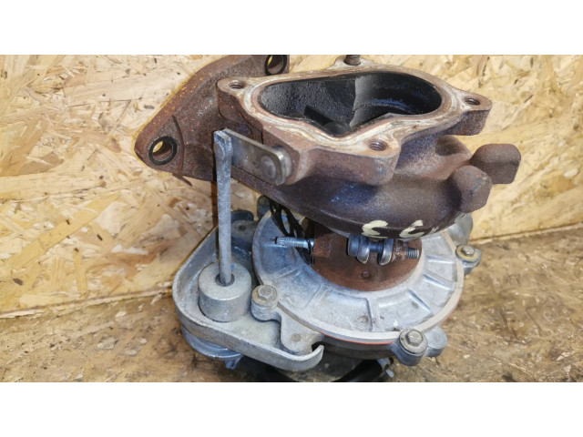 Turbodmychadlo Турбина 17201-0L030, V060428035   Toyota Hilux (AN10, AN20, AN30) 2.5  