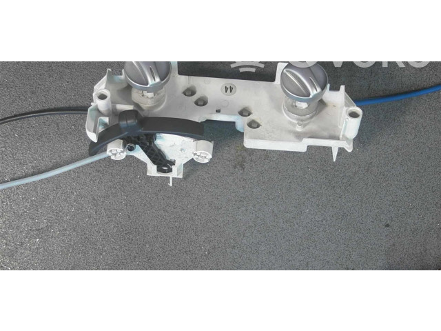 Блок управления кондиционера воздуха / климата/ печки (в салоне)