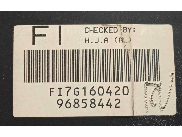 Панель приборов 96858442 Chevrolet Captiva